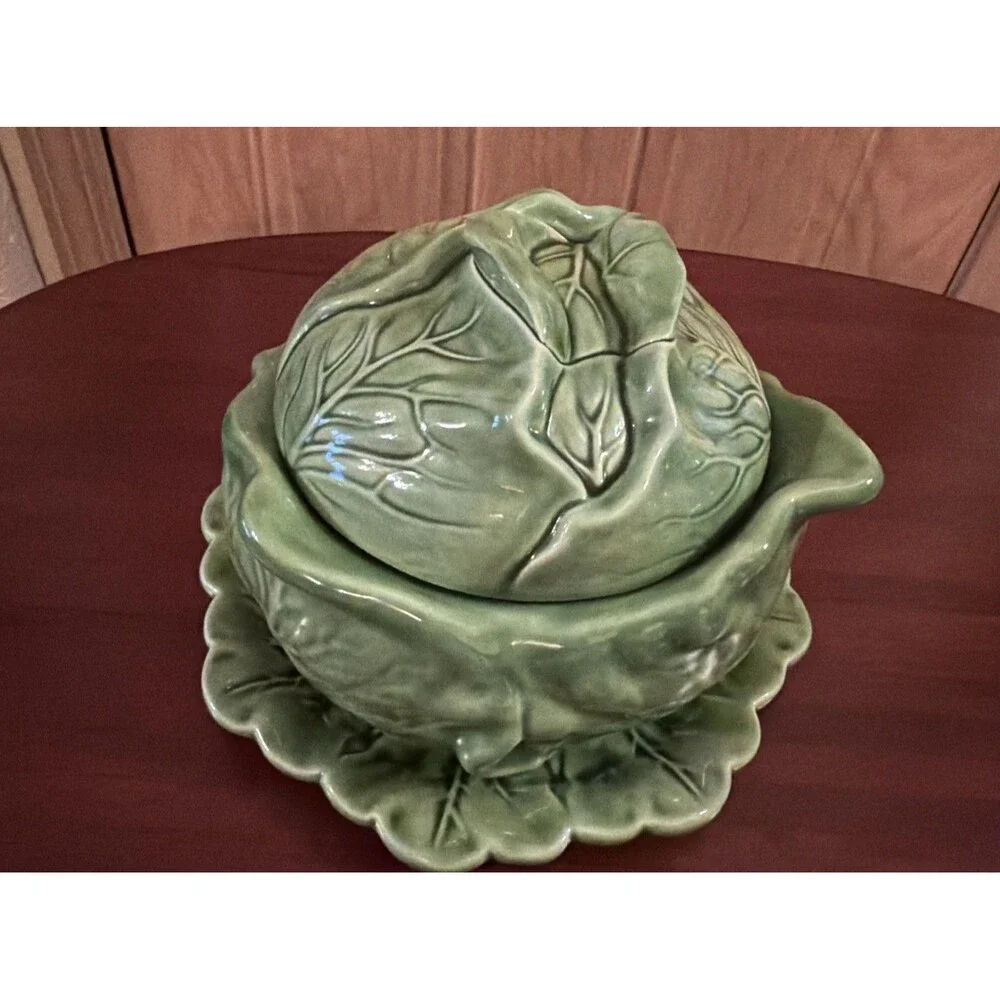 Vintage Holland Mold Cabbage Soup Tureen w Underplate.  Cottage Core. 3 Pc. EUC!